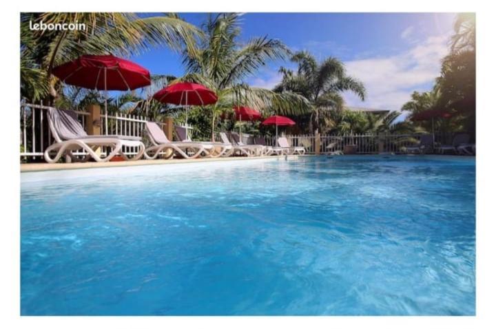 F2 Residence Oasis Terre Rouge A Saint Pierre Exteriér fotografie